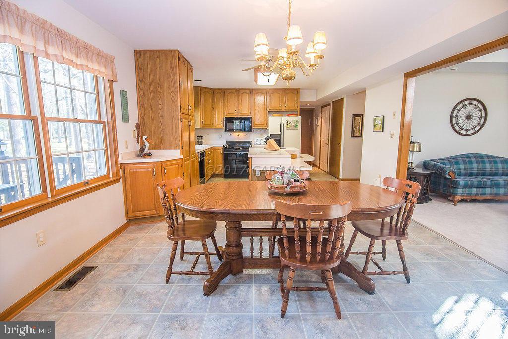 61 Drawbridge Road Ocean Pines, MD 21811 - Photo 8 of 62