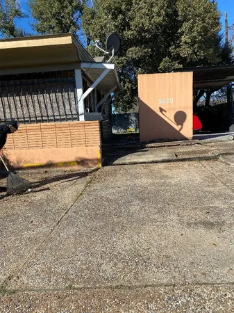 $750 | 3620 Reveille Street, Unit B, Houston, TX 77087