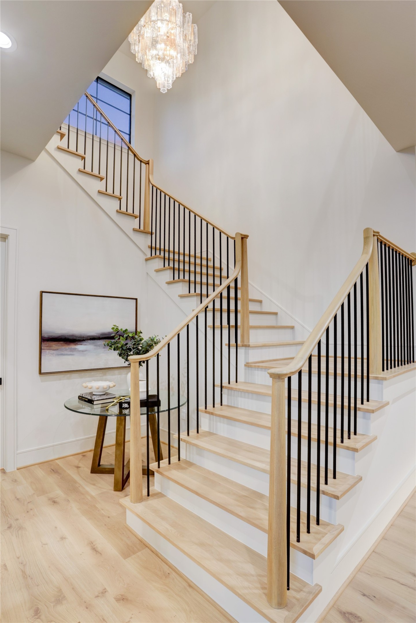 8935 Pado Street Houston, TX 77055 - Photo 31 of 50 a view of entryway and hall with wooden floor