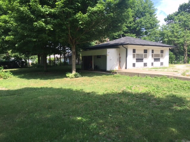 68200 Riley Road Bremen, IN 46506 - Photo 13 of 31