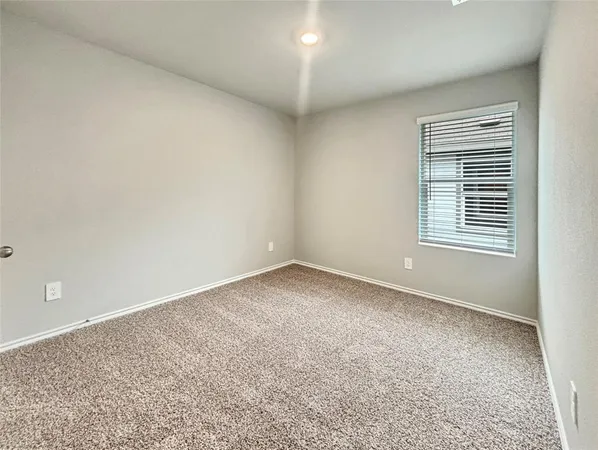 $2,300 | 5544 Flannel Lane, Krum, TX 76249