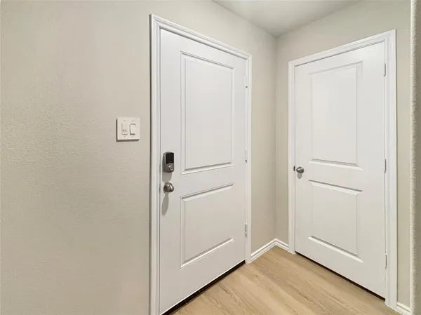 $2,300 | 5544 Flannel Lane, Krum, TX 76249
