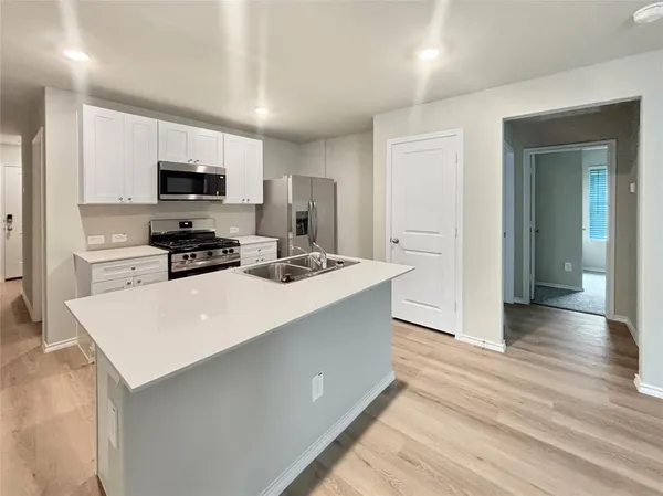 $2,300 | 5544 Flannel Lane, Krum, TX 76249