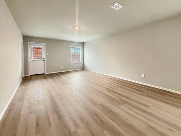 $2,300 | 5544 Flannel Lane, Krum, TX 76249