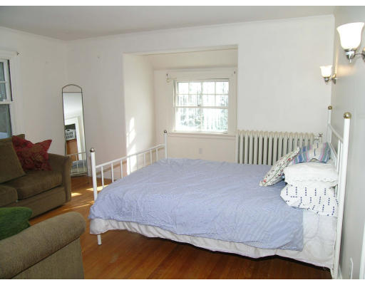 175 Pine Ridge Road Newton, MA 02468 - Photo 18 of 18 a bedroom with a bed and window