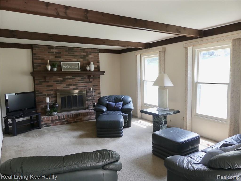 342 Whitney Drive Rochester Hills, MI 48307 - Photo 6 of 28