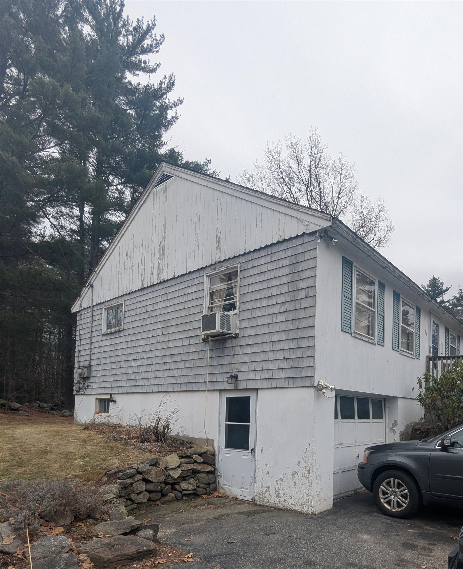 197 Mill Road North Hampton, NH 03862 - Photo 3 of 25