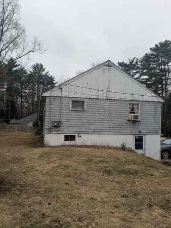 $556,000 | 197 Mill Road, North Hampton, NH 03862