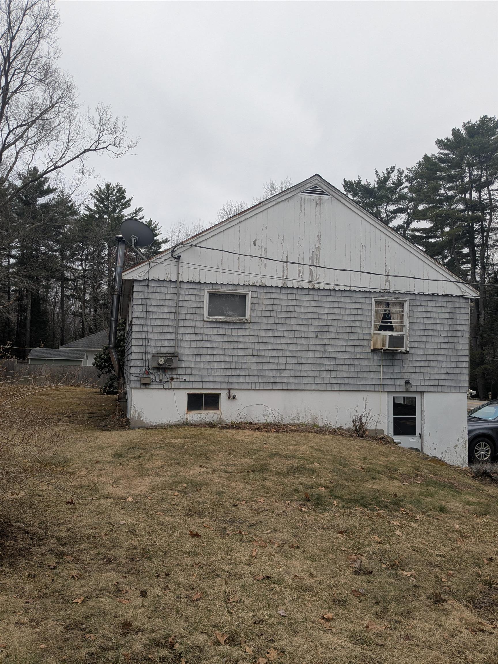 197 Mill Road North Hampton, NH 03862 - Photo 4 of 25