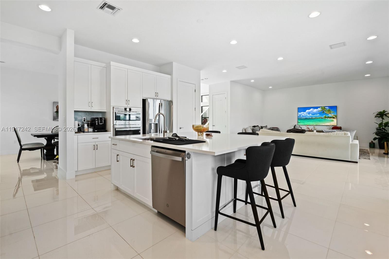 8185 Crystal Downs Avenue Boca Raton, FL 33434 - Photo 13 of 40