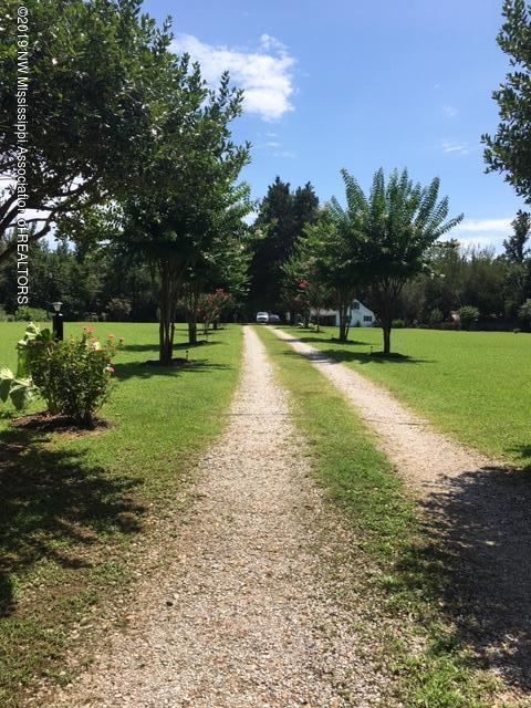 133 Oak Road Byhalia, MS 38611 - Photo 28 of 29 IMG_1084