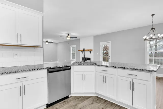 $427,500 | 2129 Powell Road, Clarksville, TN 37043