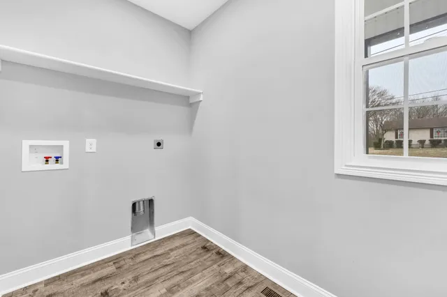 $427,500 | 2129 Powell Road, Clarksville, TN 37043