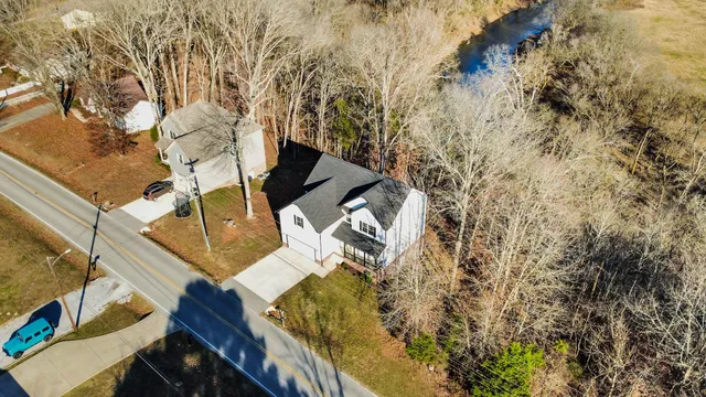 $427,500 | 2129 Powell Road, Clarksville, TN 37043