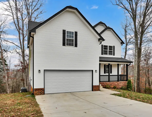 $427,500 | 2129 Powell Road, Clarksville, TN 37043