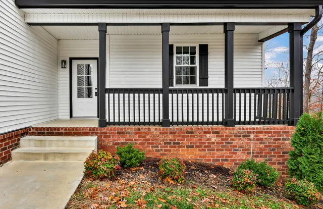 $427,500 | 2129 Powell Road, Clarksville, TN 37043