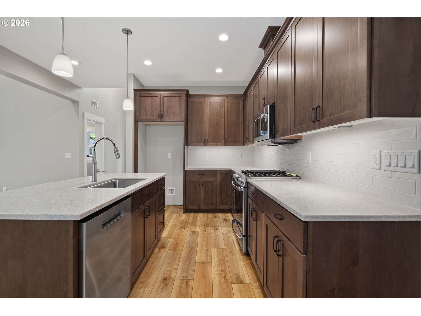 16031 Northeast Wasco Street Portland, OR 97230 - Photo 7 of 44