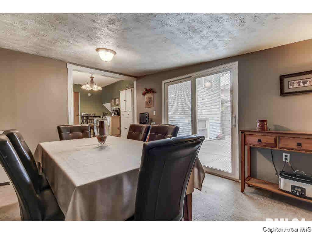 2508 Delaware Drive Springfield, IL 62702 - Photo 11 of 34