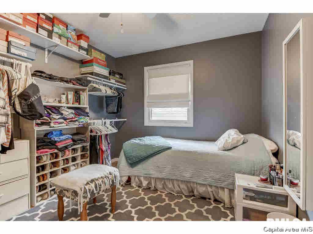 2508 Delaware Drive Springfield, IL 62702 - Photo 15 of 34