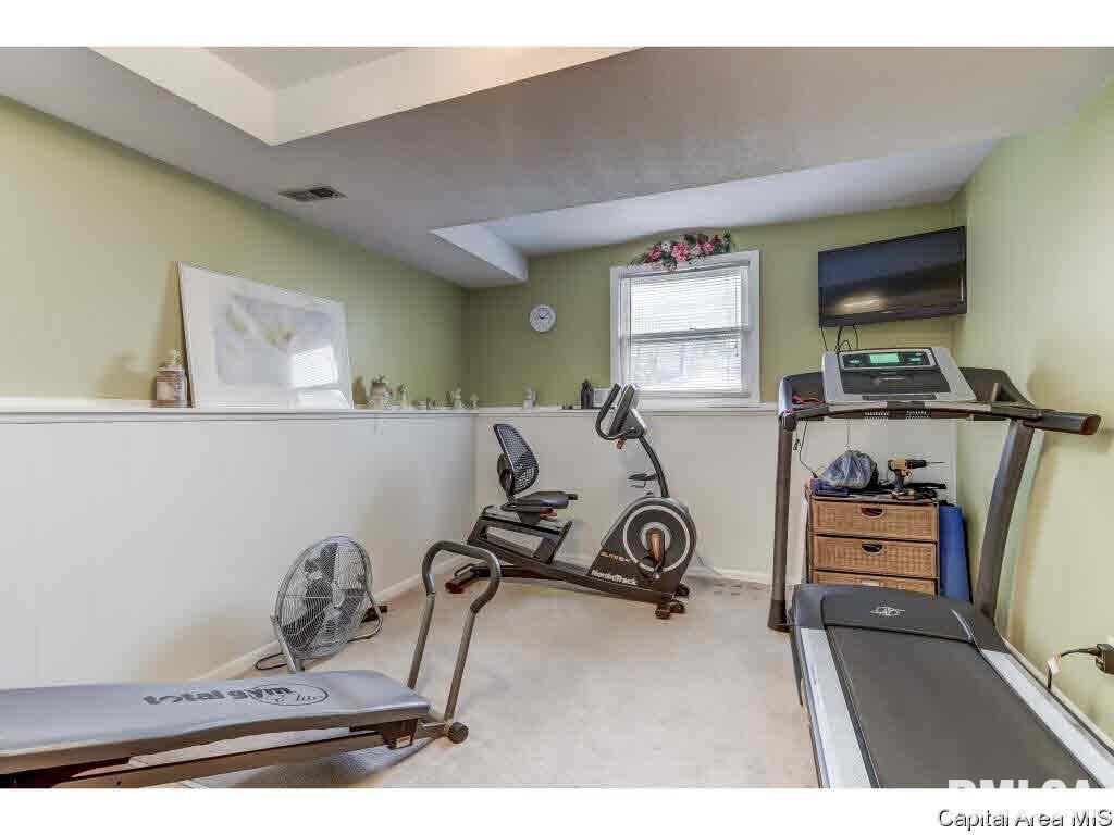 2508 Delaware Drive Springfield, IL 62702 - Photo 24 of 34
