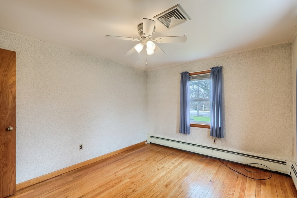184 Westerly Road Plymouth, MA 02360 - Photo 14 of 30 Gallery Image 14