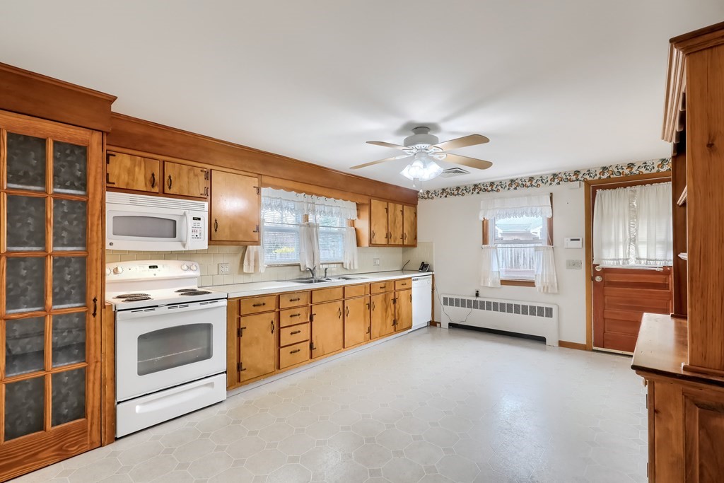 184 Westerly Road Plymouth, MA 02360 - Photo 8 of 30 Gallery Image 8