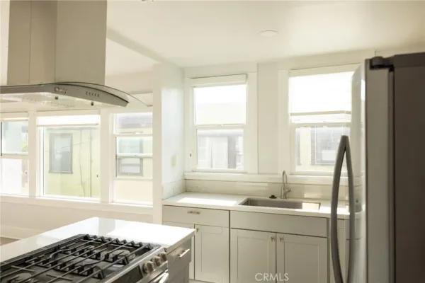 $3,250 | 4345 Burns Avenue, Los Angeles, CA 90029
