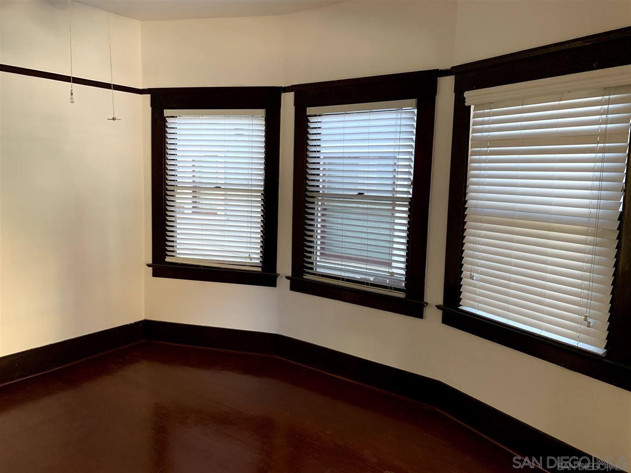 838 21st Street San Diego, CA 92102 - Photo 8 of 16 a view of an empty room with a window