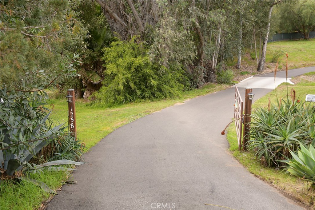 1256 East Fallbrook Street Fallbrook, CA 92028 - Photo 32 of 59