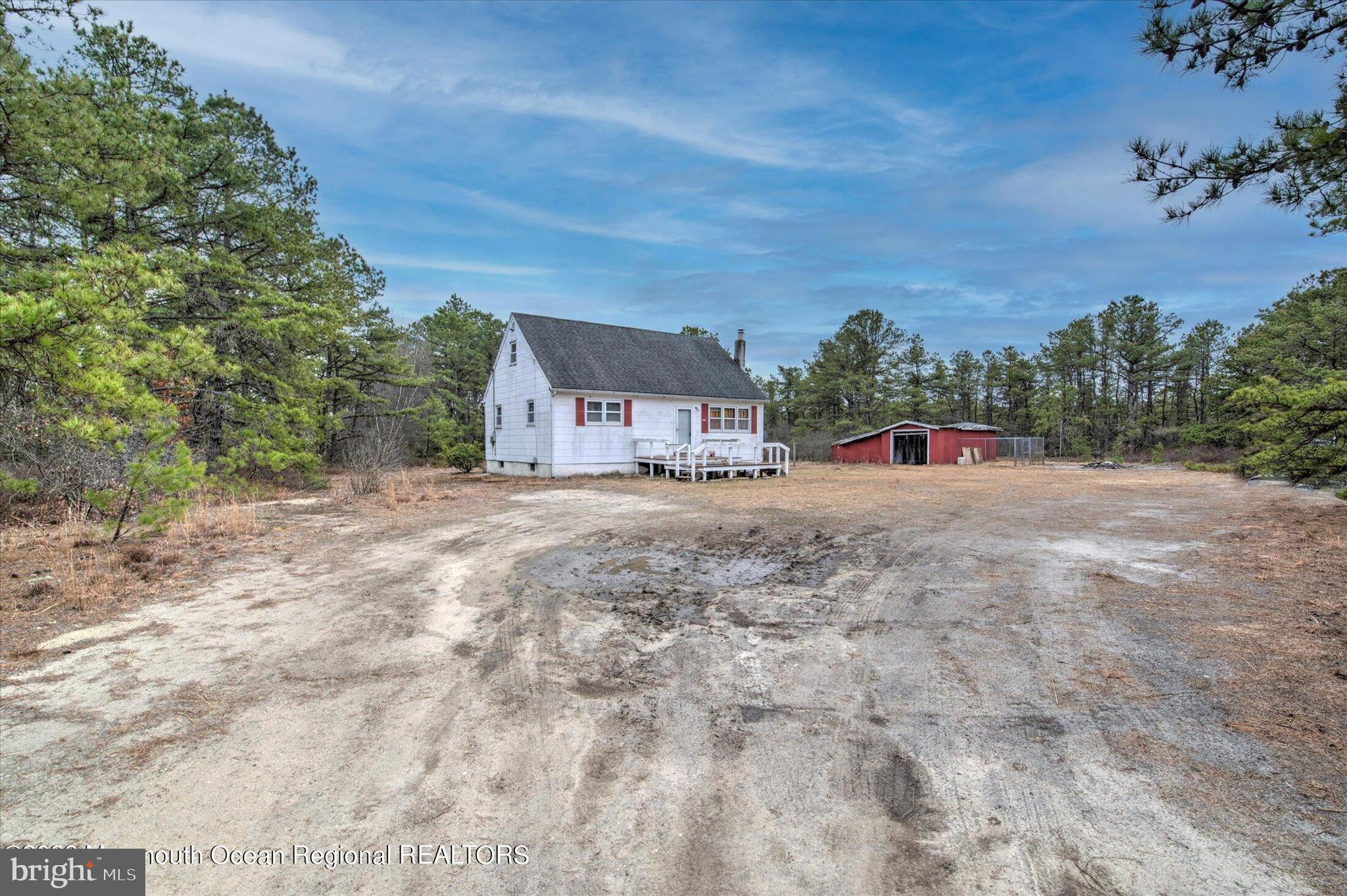 104 Queens Road Barnegat, NJ 08005 - Photo 5 of 42