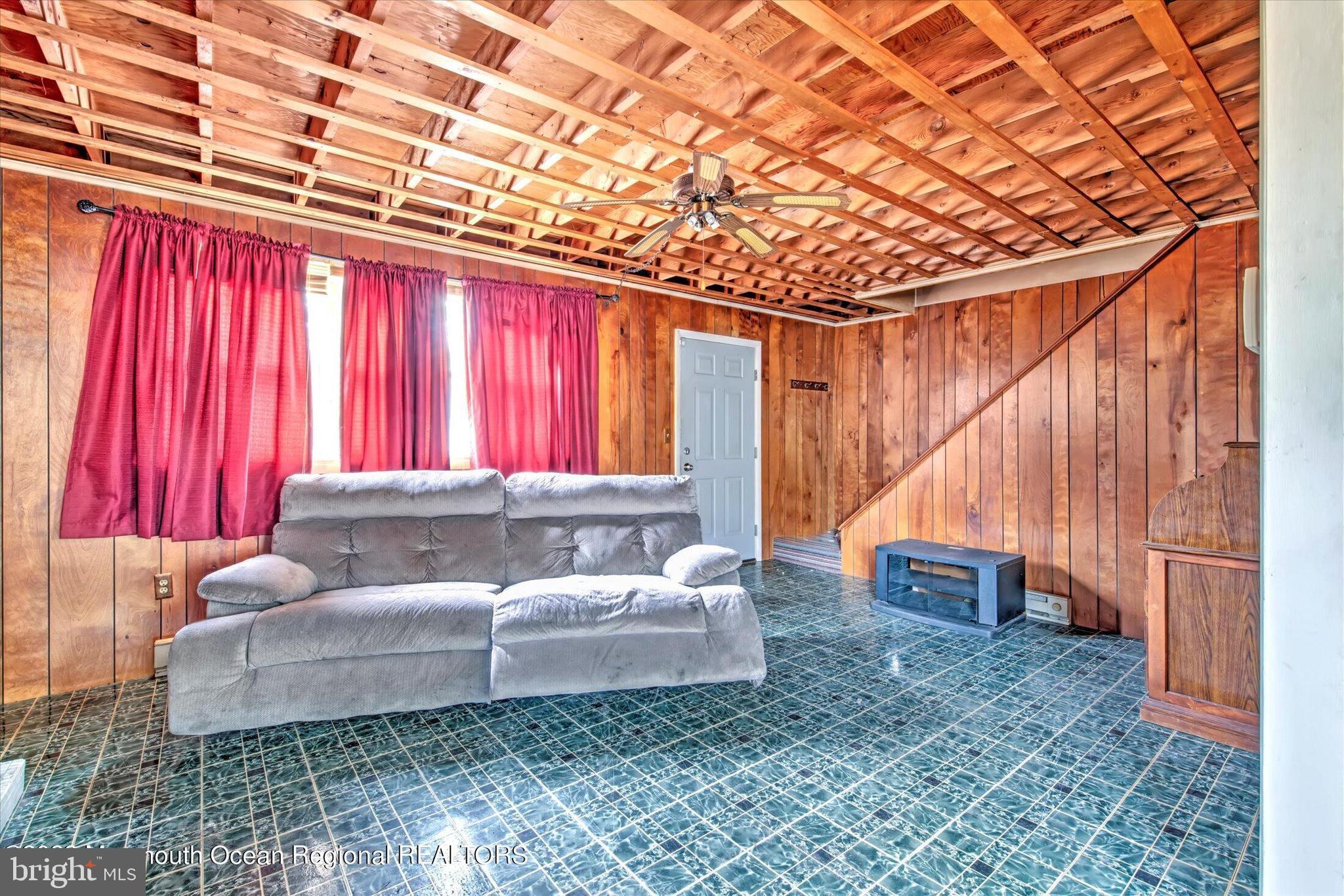 104 Queens Road Barnegat, NJ 08005 - Photo 8 of 42