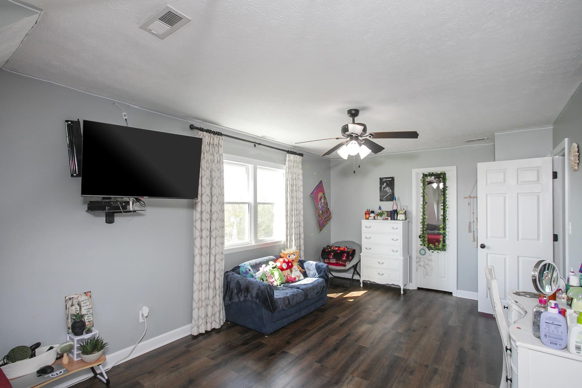 1043 Shelton Road Charlotte, TN 37036 - Photo 40 of 71