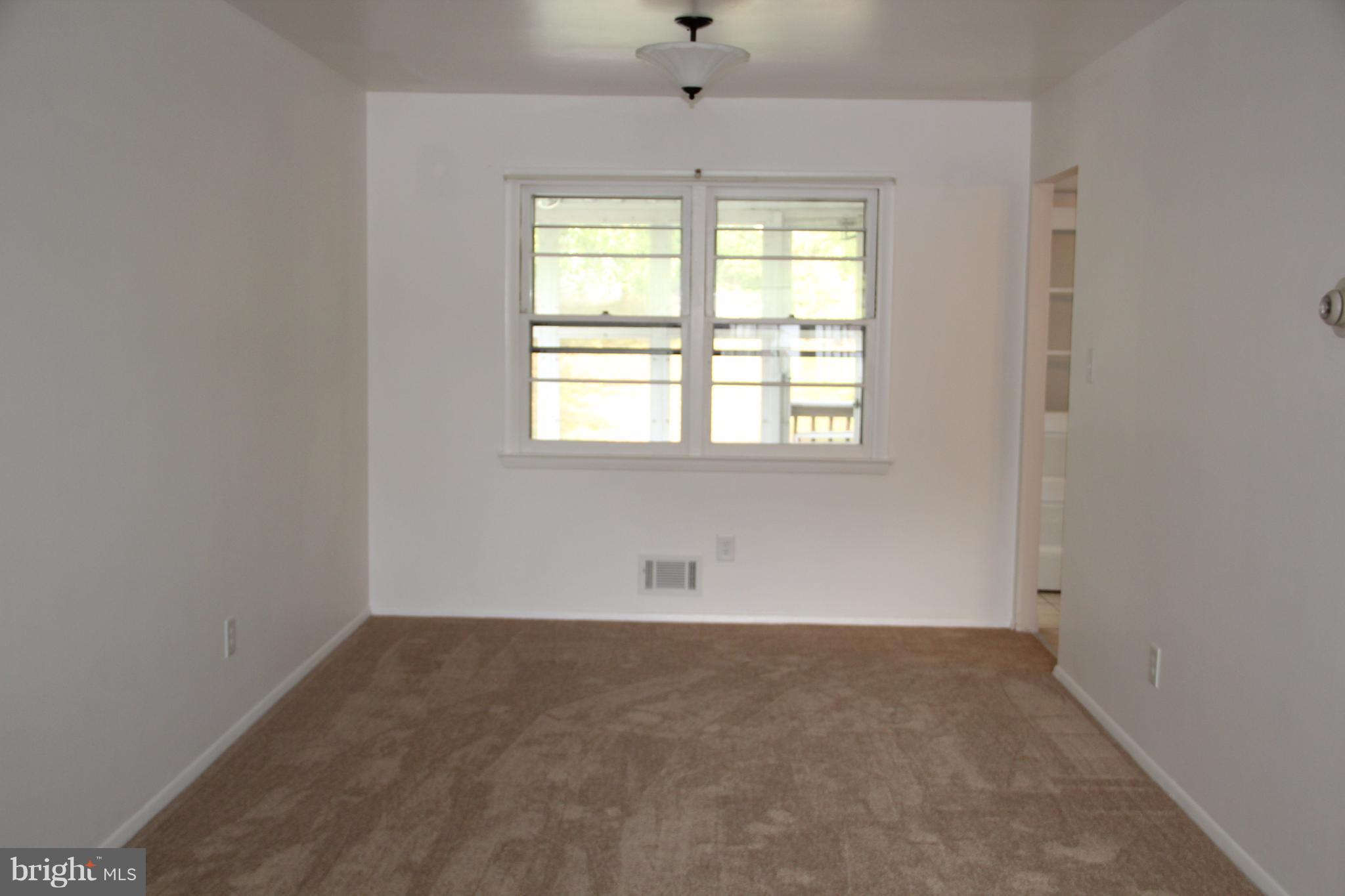 1616 Weyburn Road Baltimore, MD 21237 - Photo 10 of 24 Dining Room