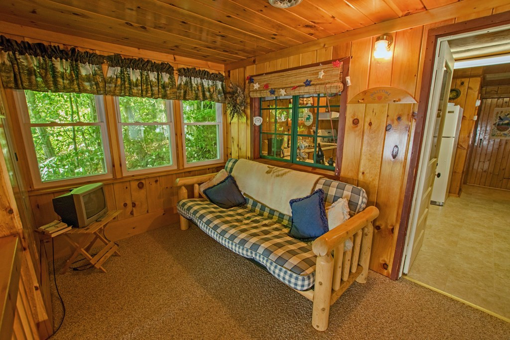 491 Hollywood Road Old Forge, NY 13420 - Photo 10 of 18 Gallery Image 10