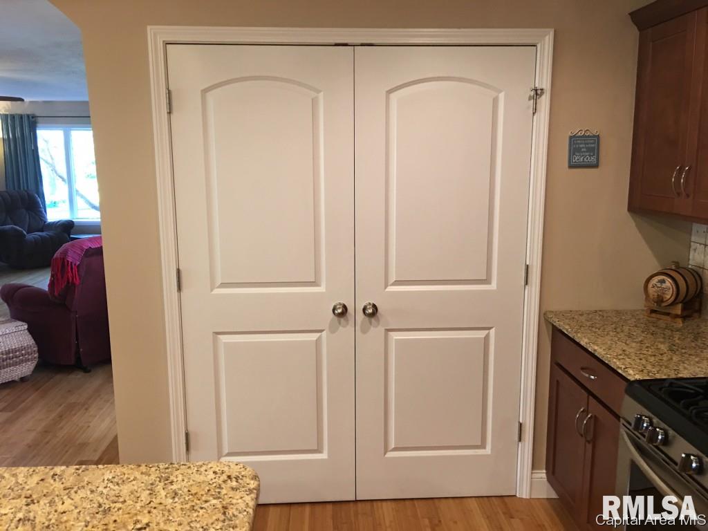 8083 West Outer Road Sherman, IL 62684 - Photo 16 of 35 Gallery Image 16