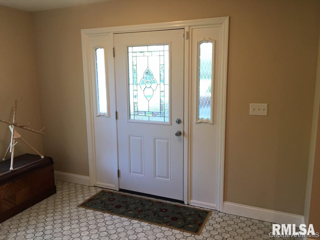 8083 West Outer Road Sherman, IL 62684 - Photo 5 of 35 Gallery Image 5