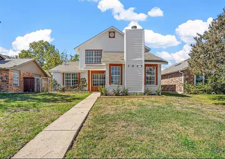 3925 Bond Street Rowlett, TX 75088 - Photo 2 of 36