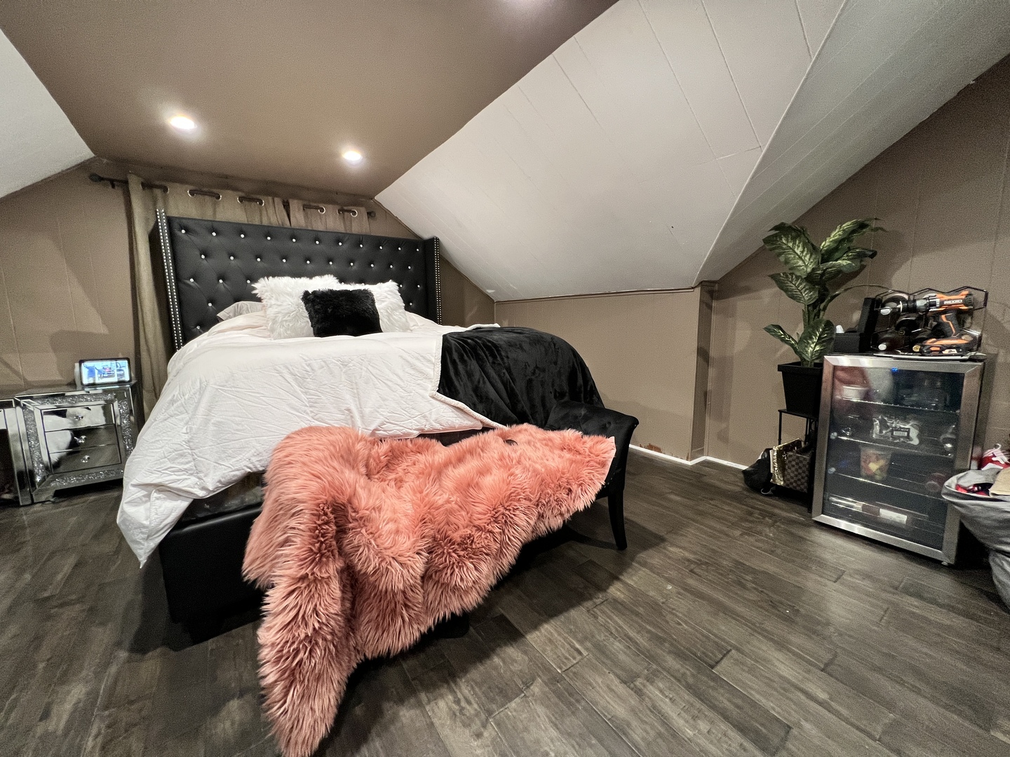 12240 South Racine Avenue Chicago, IL 60643 - Photo 7 of 14 a bed room with a bed and a couch