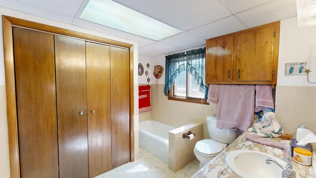 $2,900,000 | 16884 County Highway South, Hickory Grove, WI 53805