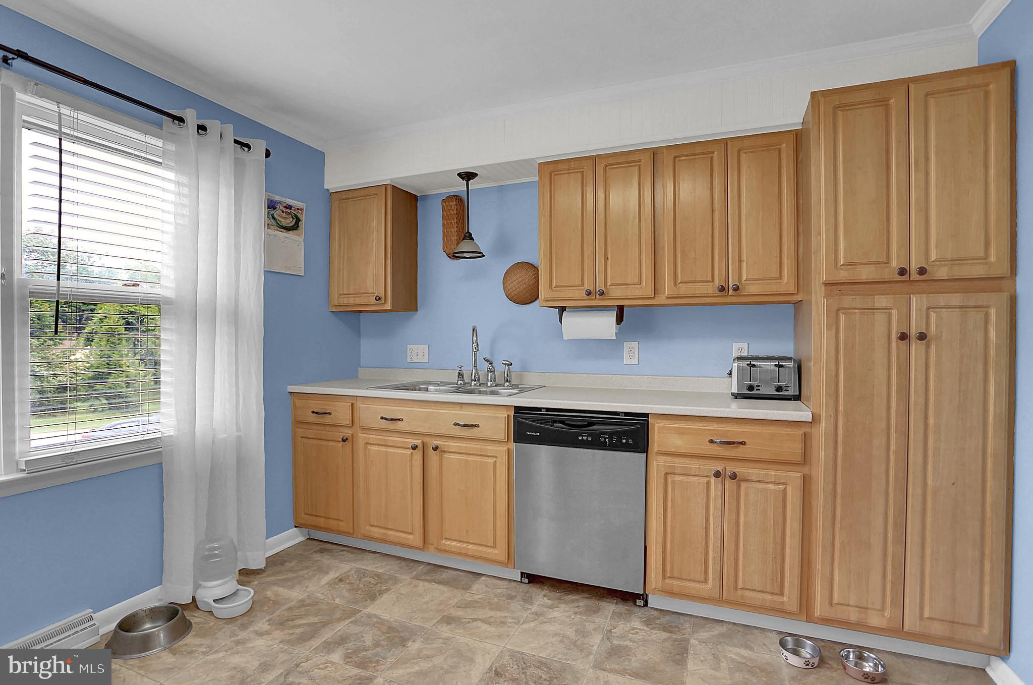 2210 Greenbriar Road York, PA 17404 - Photo 20 of 41 Gallery Image 20