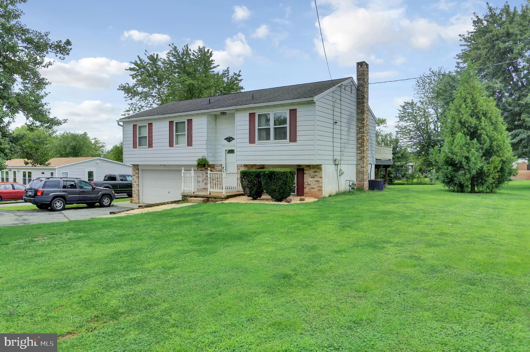 2210 Greenbriar Road York, PA 17404 - Photo 3 of 41 Gallery Image 3