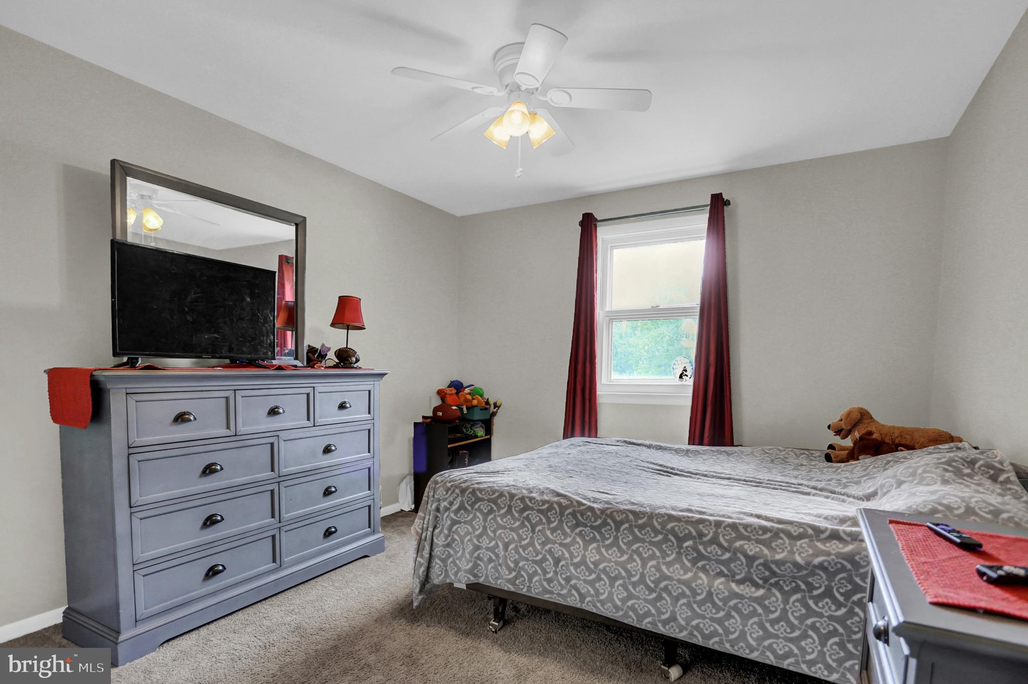 2210 Greenbriar Road York, PA 17404 - Photo 27 of 41 Gallery Image 27