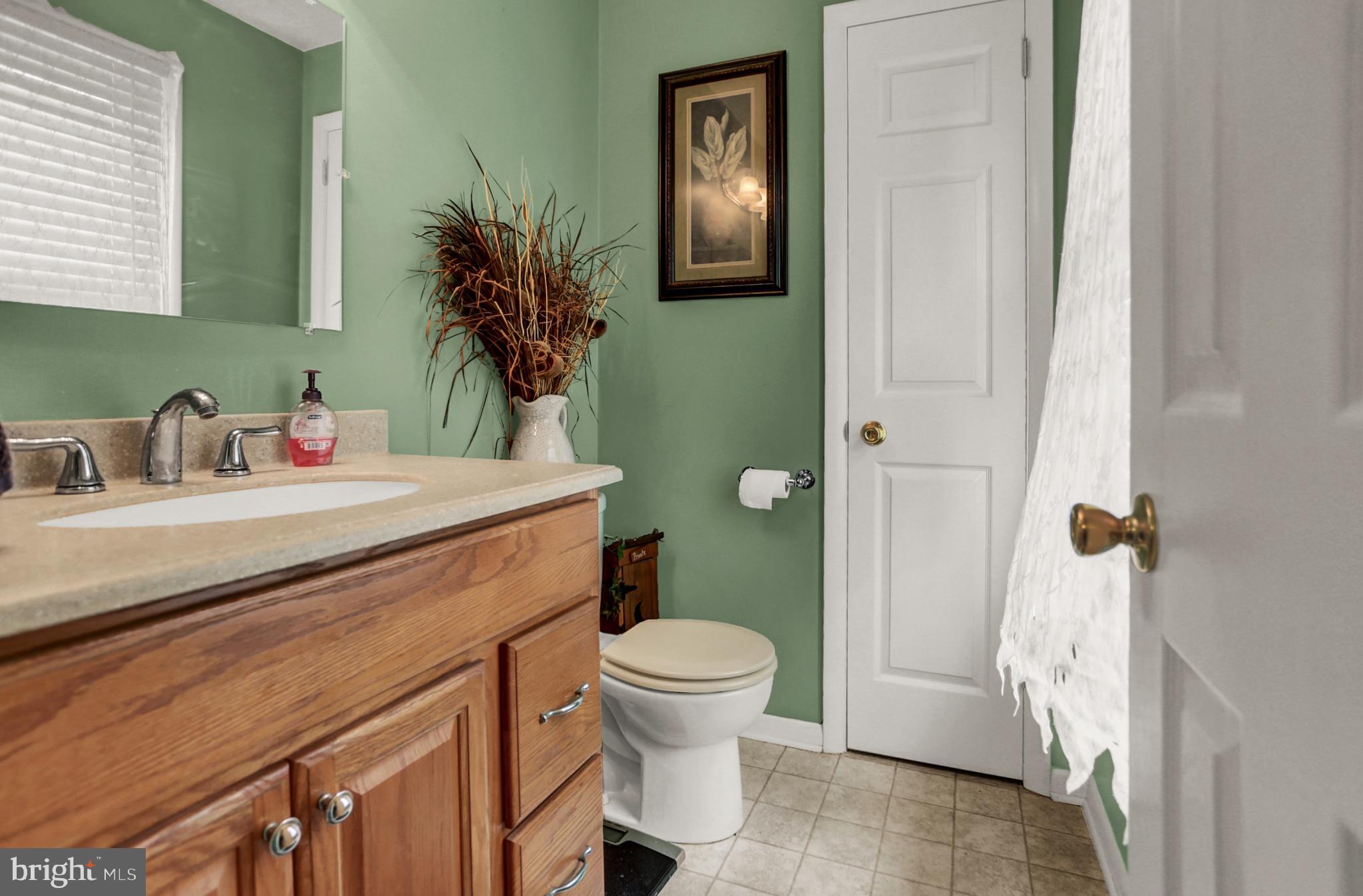 2210 Greenbriar Road York, PA 17404 - Photo 35 of 41 Gallery Image 35