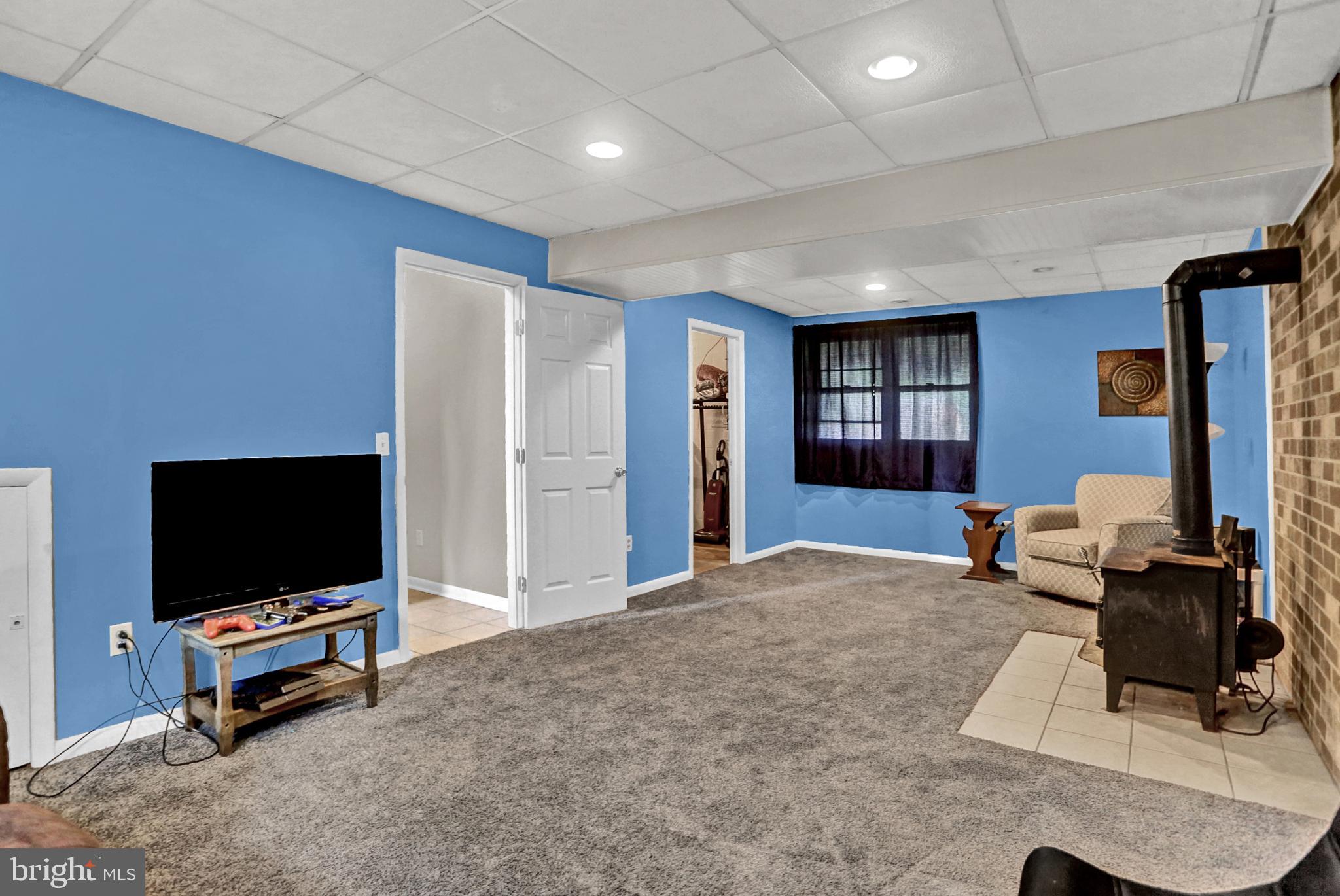 2210 Greenbriar Road York, PA 17404 - Photo 40 of 41 Gallery Image 40