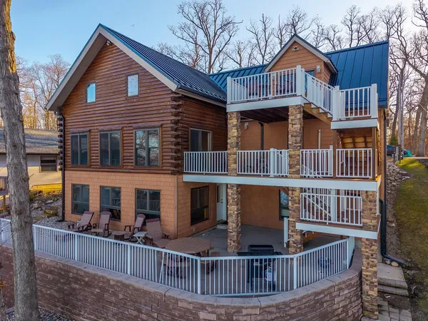 $875,000 | 680 Ln 150H Hamilton Lake, Hamilton, IN 46742