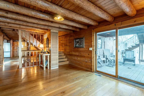 $875,000 | 680 Ln 150H Hamilton Lake, Hamilton, IN 46742