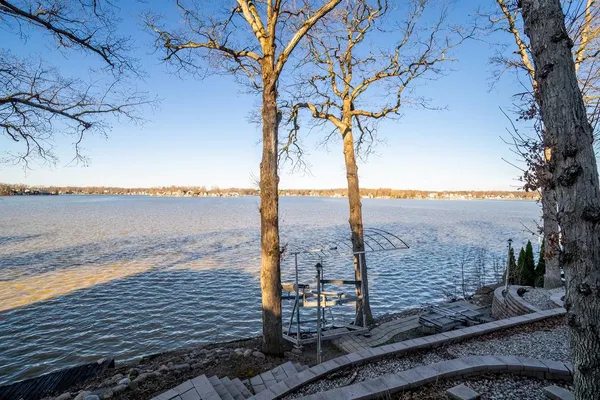 $875,000 | 680 Ln 150H Hamilton Lake, Hamilton, IN 46742