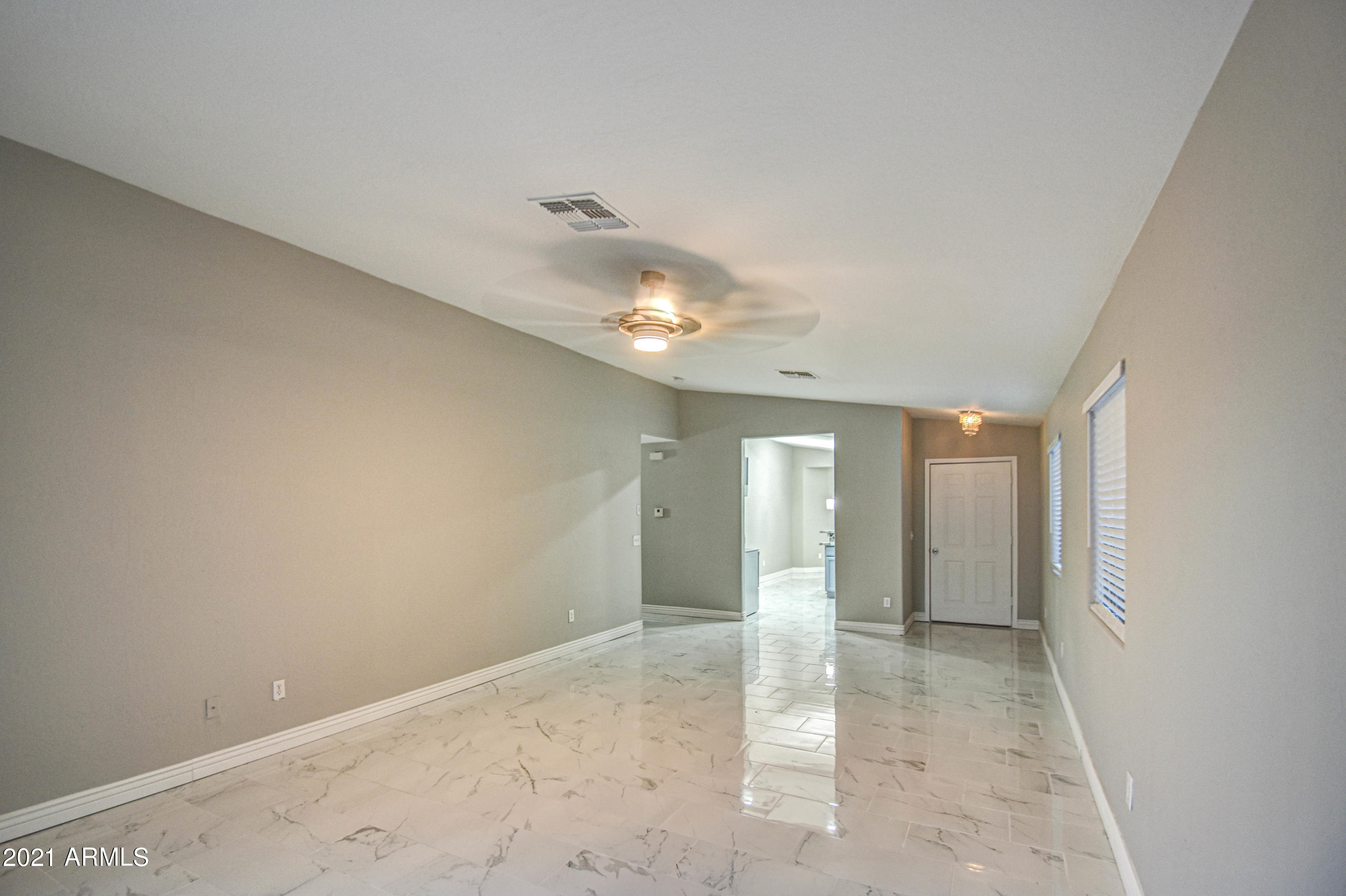 2929 West Monte Vista Road Phoenix, AZ 85009 - Photo 8 of 18 Monte