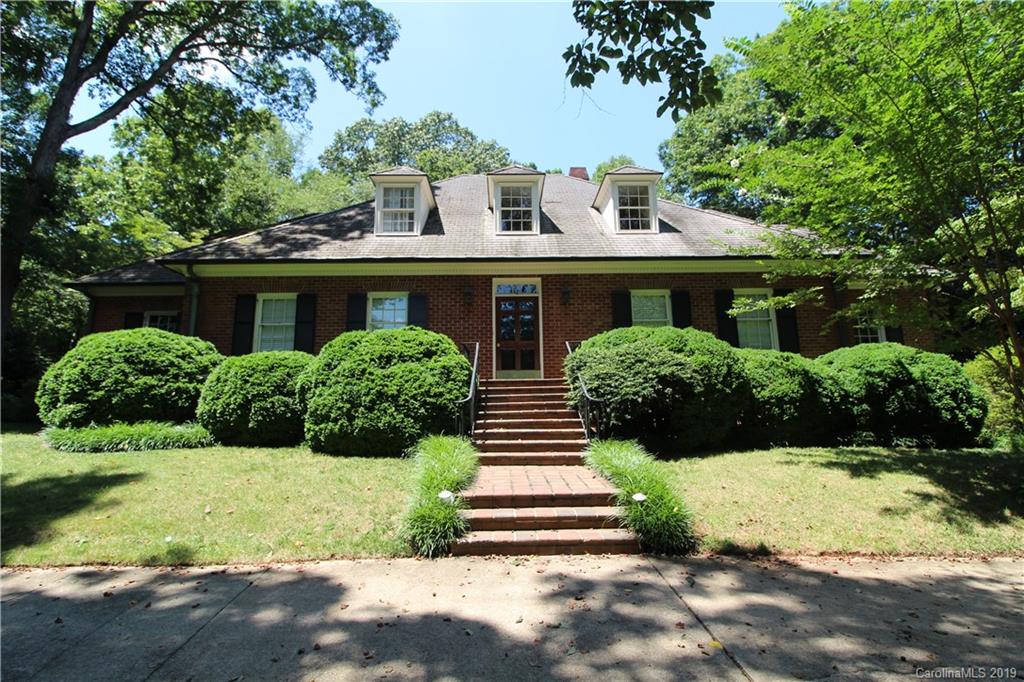 312 Valley Stream Road Statesville, NC 28677 - Photo 1 of 45 Gallery Image 1