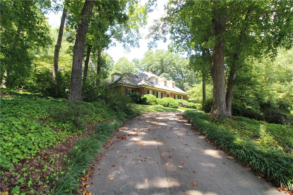 312 Valley Stream Road Statesville, NC 28677 - Photo 3 of 45 Gallery Image 3